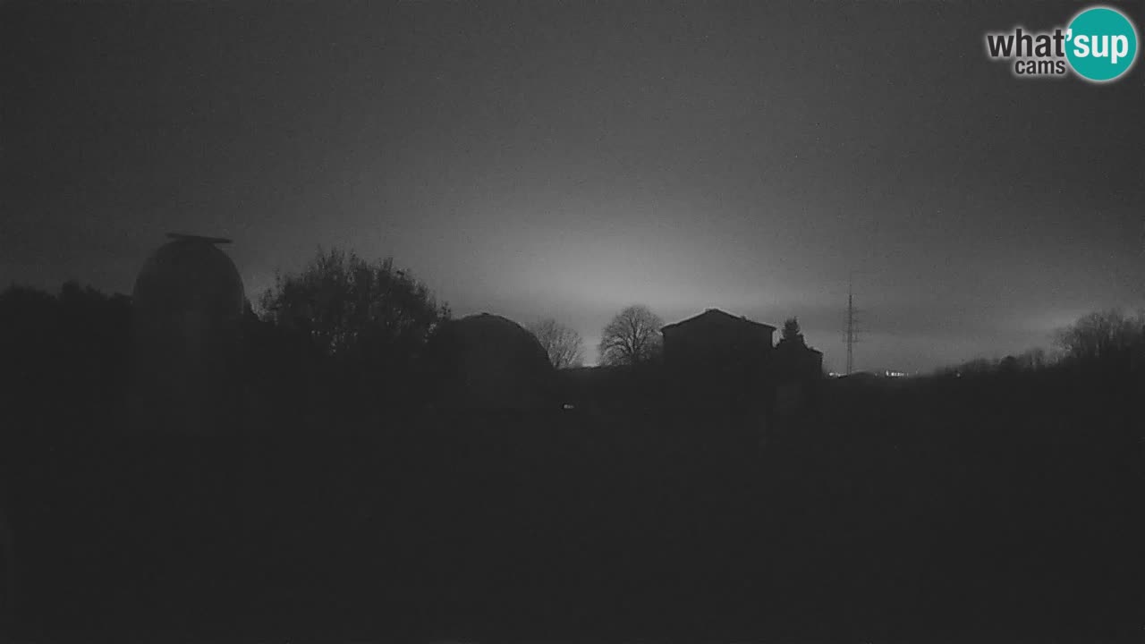 Višnjan Observatory Live Webcam – Explore the Sky, Asteroids, Comets, and Meteoroids