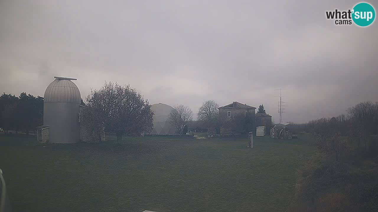 Višnjan Observatory Live Webcam – Explore the Sky, Asteroids, Comets, and Meteoroids