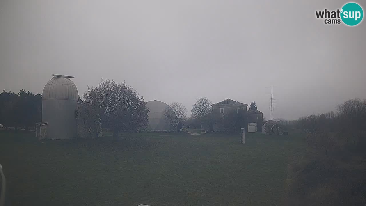 Višnjan-Observatorium Live Webcam – Explore the Sky, Asteroids, Comets, and Meteoroids