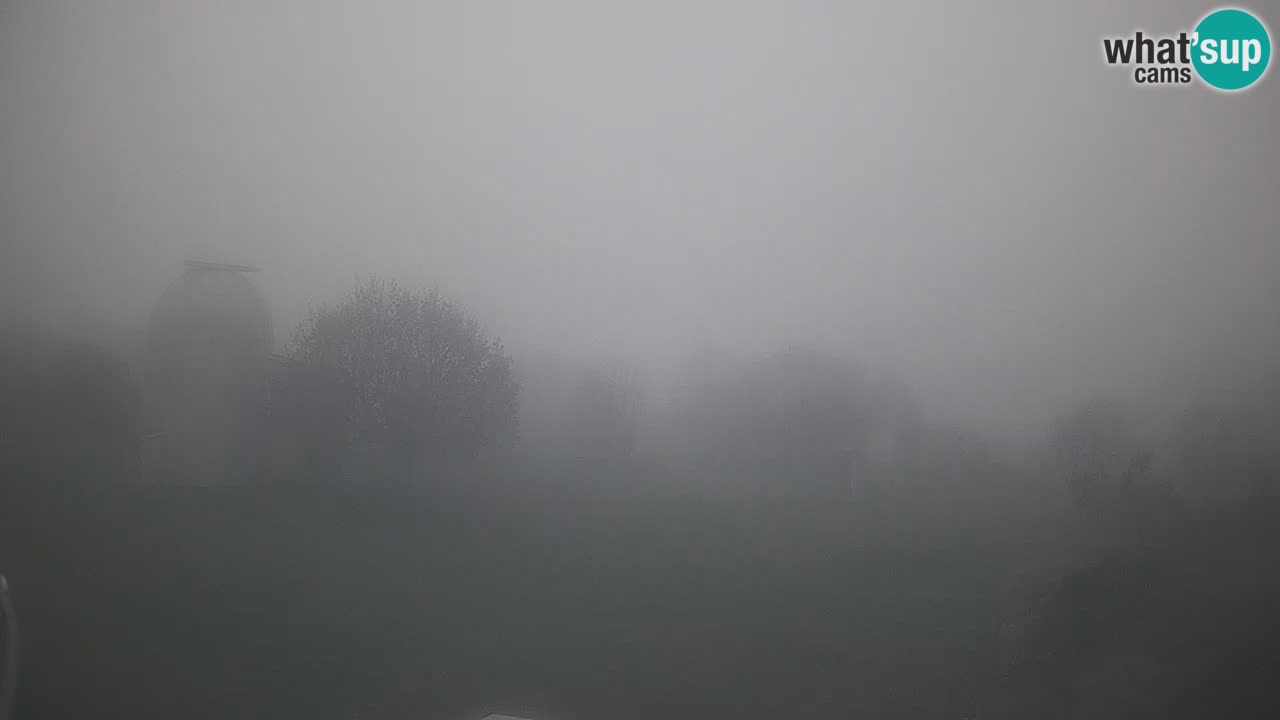 Višnjan-Observatorium Live Webcam – Explore the Sky, Asteroids, Comets, and Meteoroids