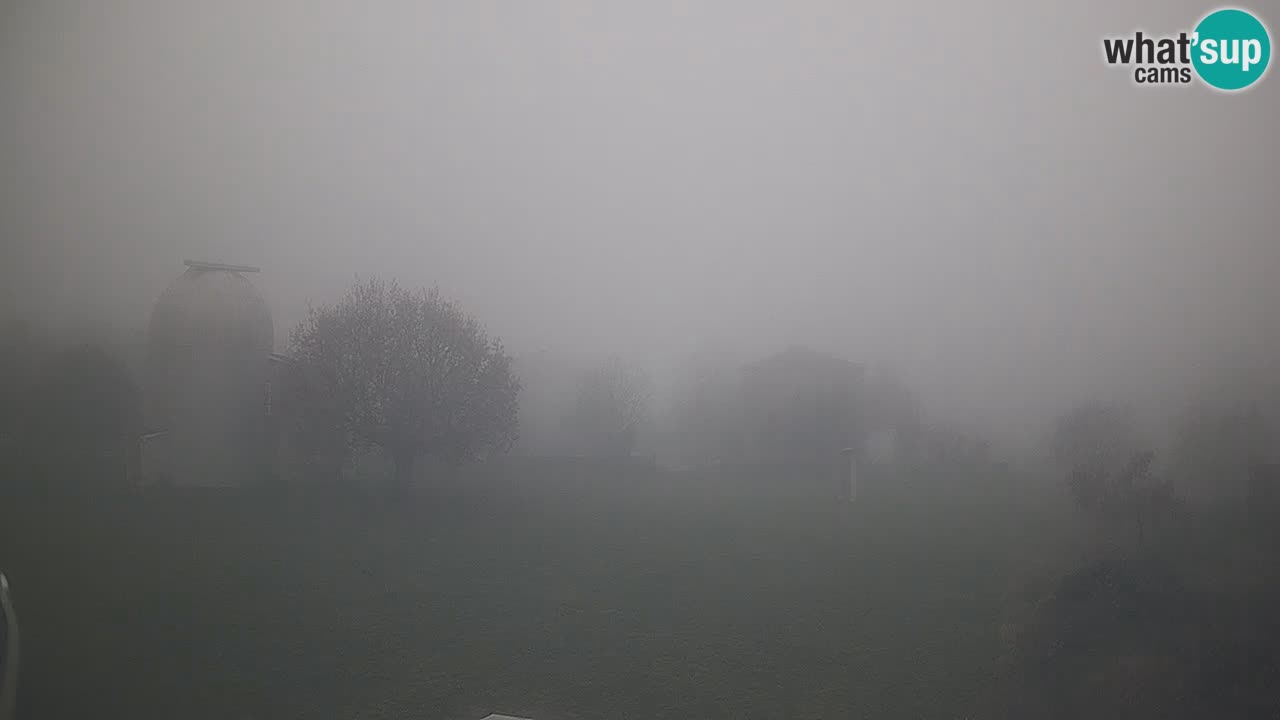 Webcam en direct de l’Observatoire de Višnjan – Explorez le ciel, les astéroïdes, les comètes et les météoroïdes