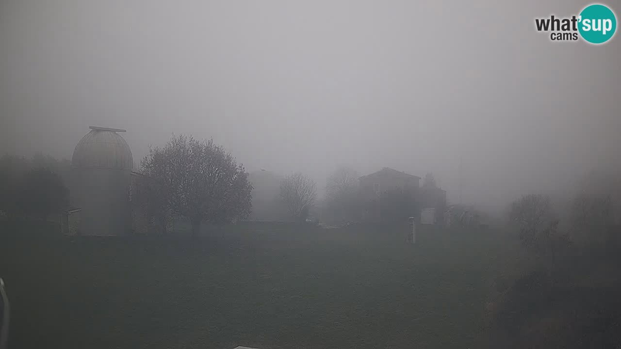 Webcam live dell’Osservatorio di – Esplora il cielo, gli asteroidi, i comete e i meteoroidi.