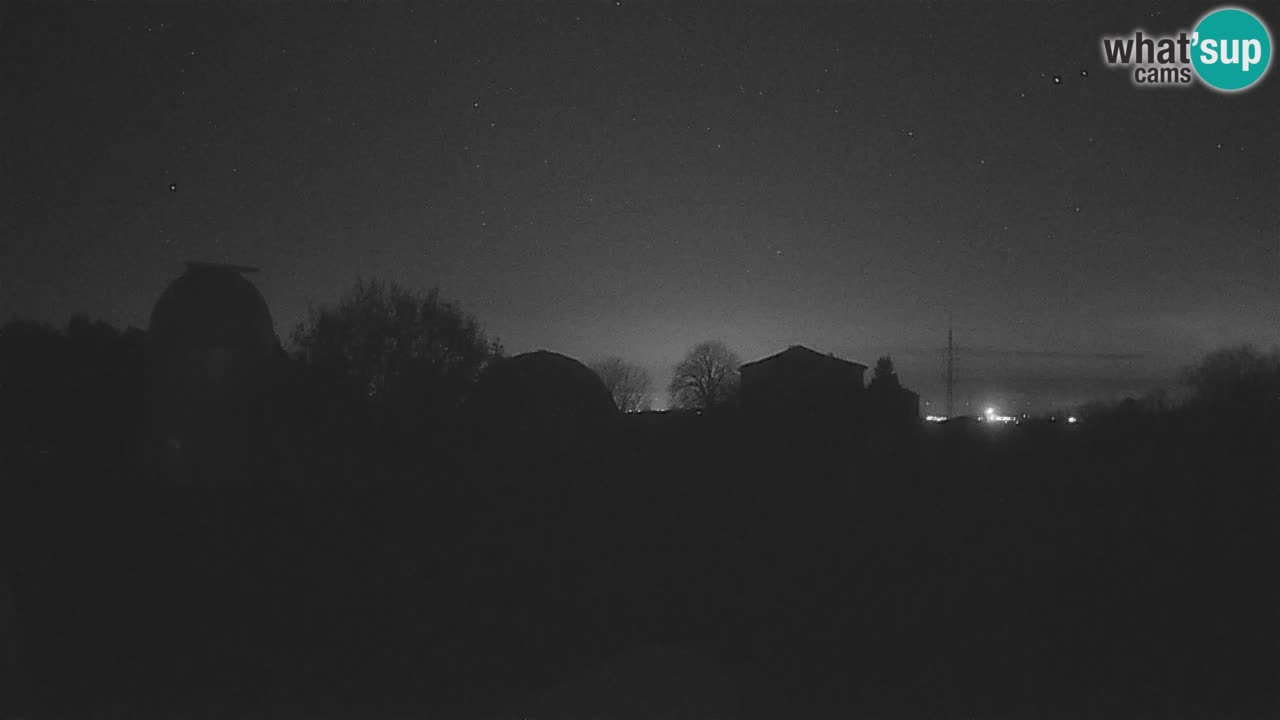 Višnjan Observatory Live Webcam – Explore the Sky, Asteroids, Comets, and Meteoroids