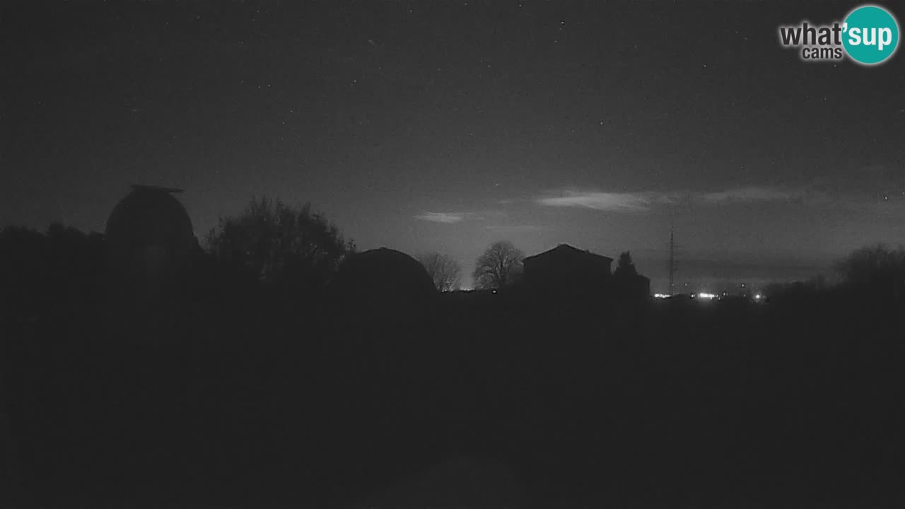 Observatorij Višnjan spletna kamera – Odkrivajte nebo, asteroide, komete in meteorite