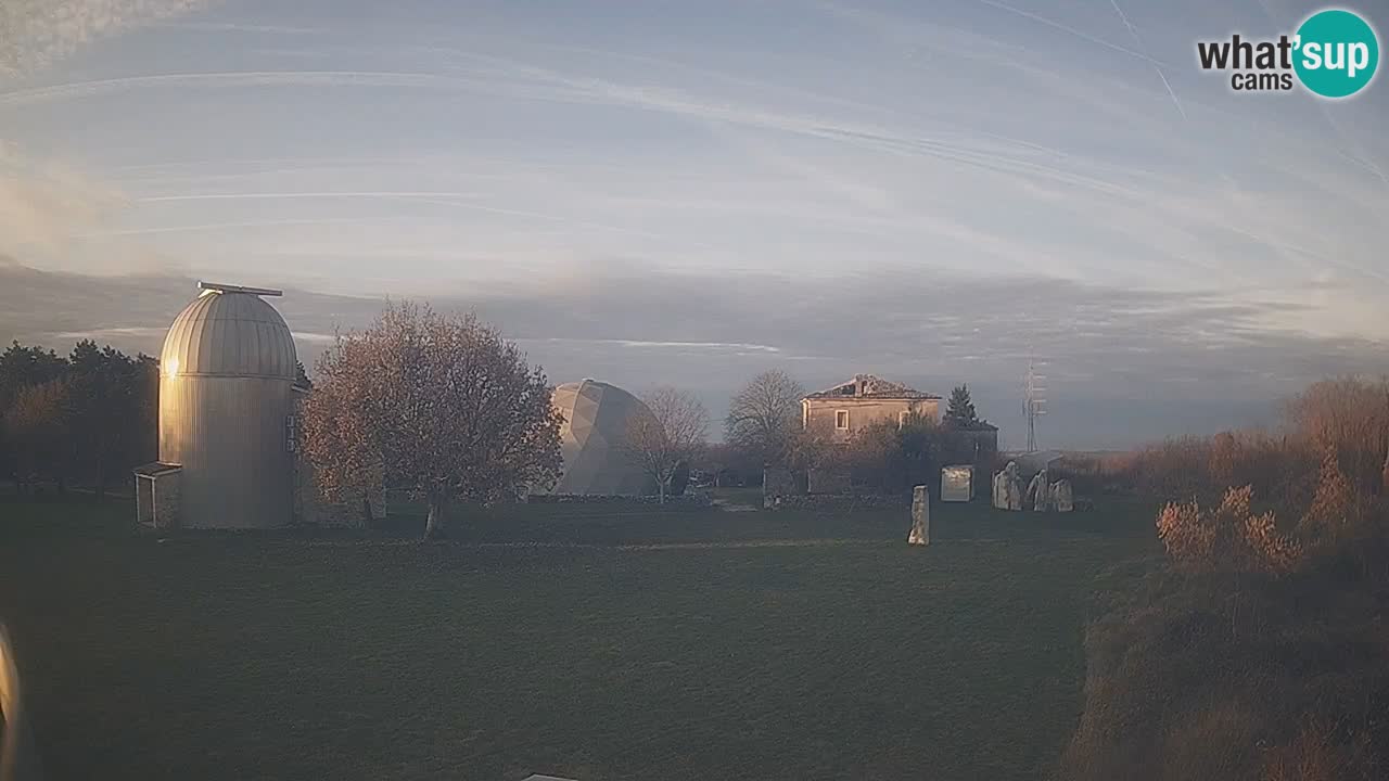 Višnjan Observatory Live Webcam – Explore the Sky, Asteroids, Comets, and Meteoroids