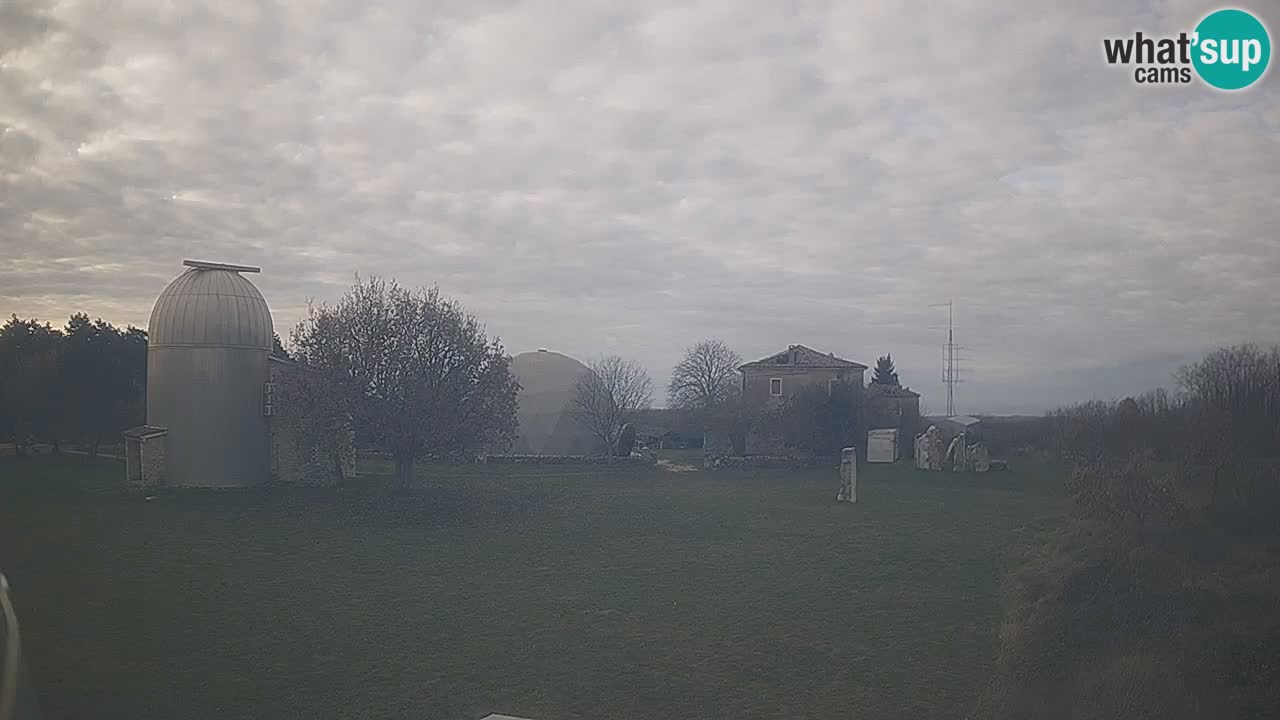 Višnjan Observatory Live Webcam – Explore the Sky, Asteroids, Comets, and Meteoroids