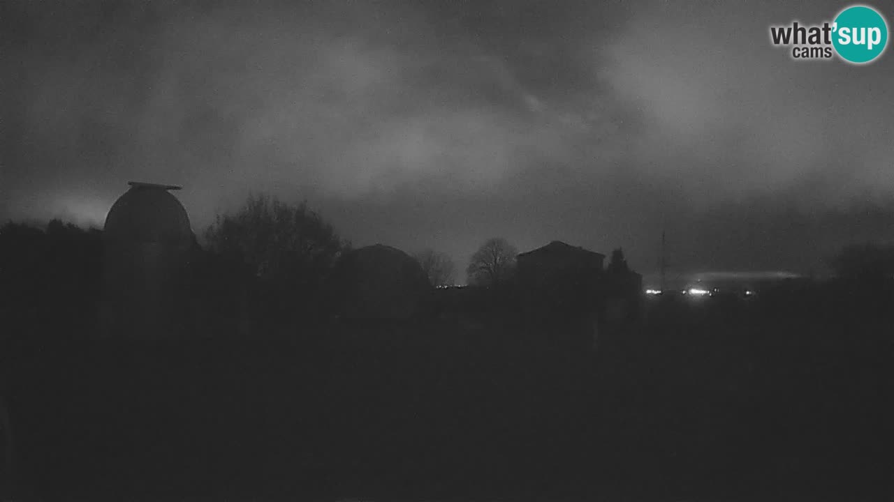 Observatorij Višnjan spletna kamera – Odkrivajte nebo, asteroide, komete in meteorite