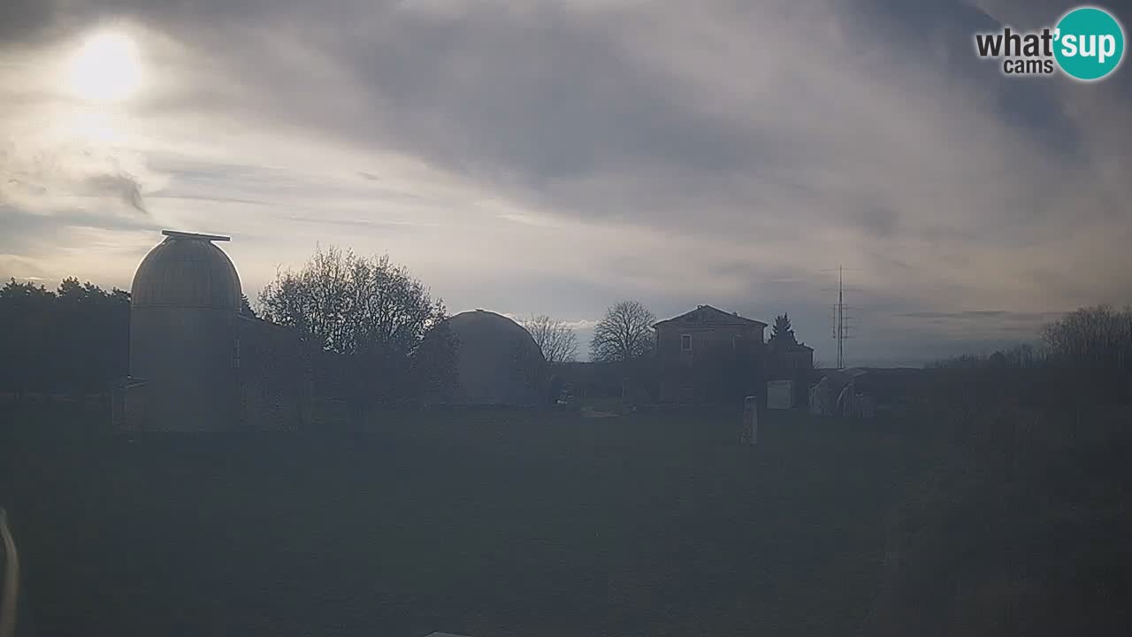 Višnjan Observatory Live Webcam – Explore the Sky, Asteroids, Comets, and Meteoroids