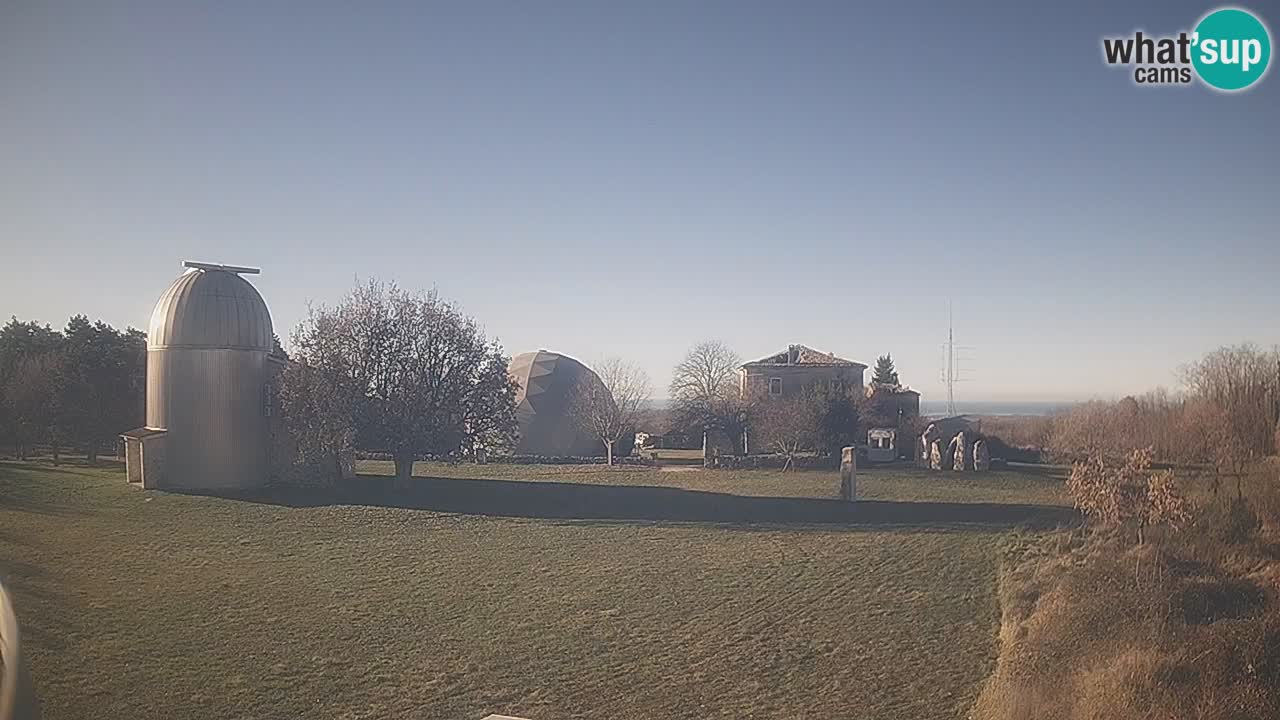 Cámara web en vivo del Observatorio de Višnjan: explora el cielo, los asteroides, cometas y meteoroides