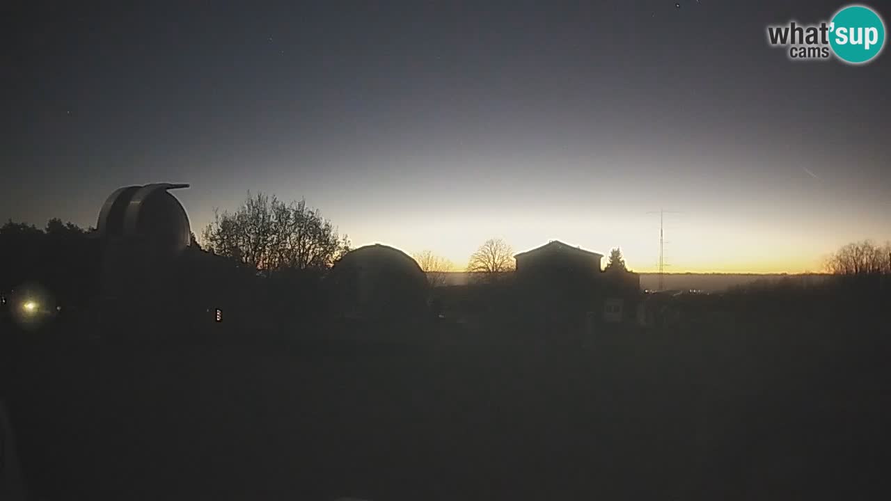 Višnjan Observatory Live Webcam – Explore the Sky, Asteroids, Comets, and Meteoroids