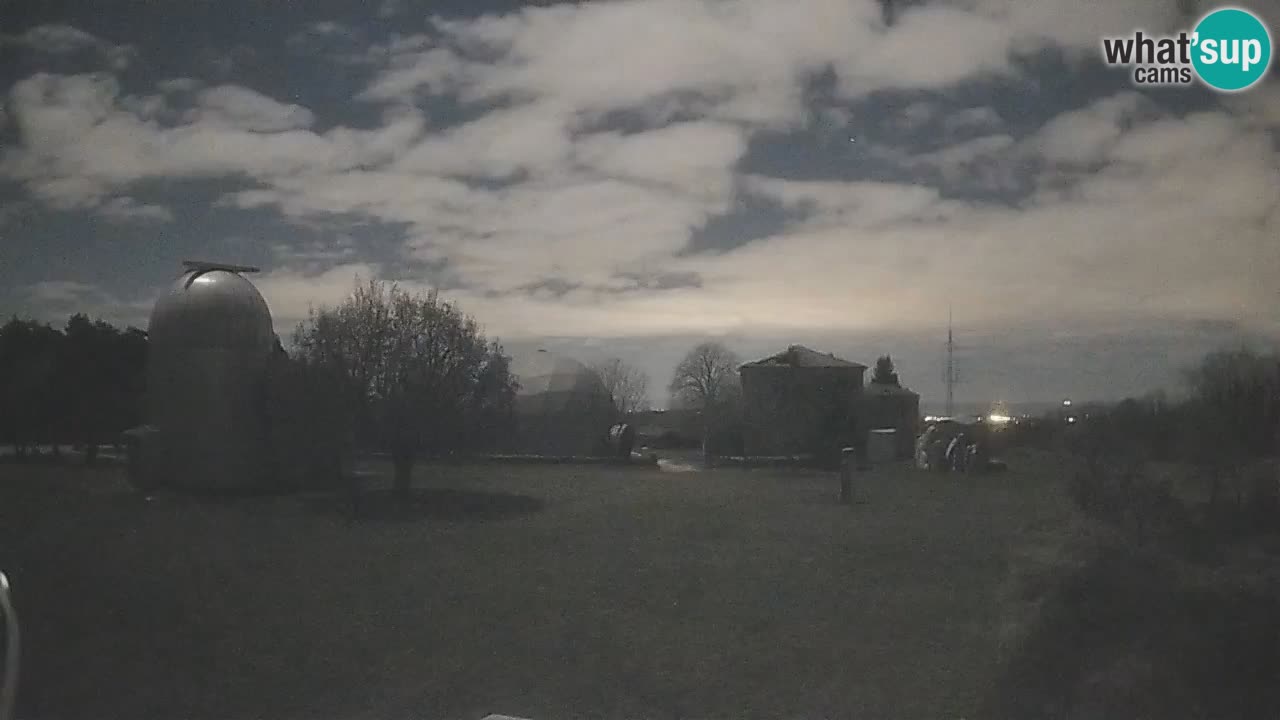 Višnjan Observatory Live Webcam – Explore the Sky, Asteroids, Comets, and Meteoroids