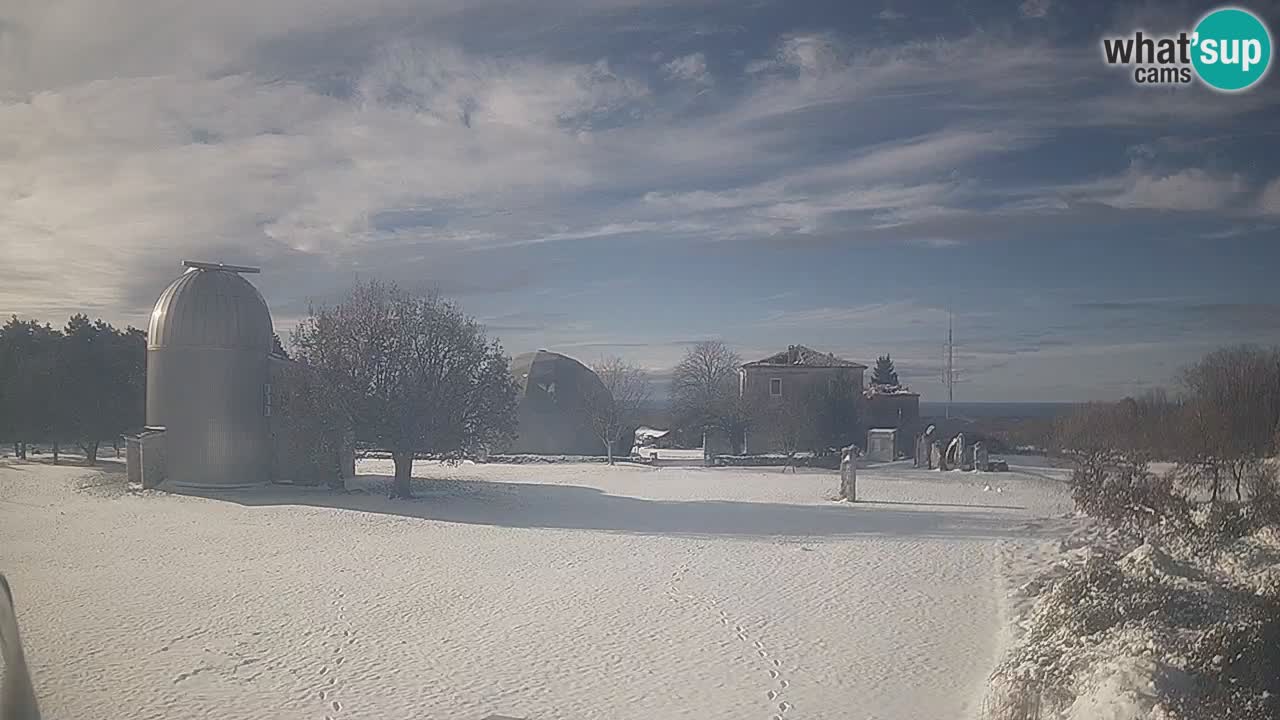 Višnjan Observatory Live Webcam – Explore the Sky, Asteroids, Comets, and Meteoroids