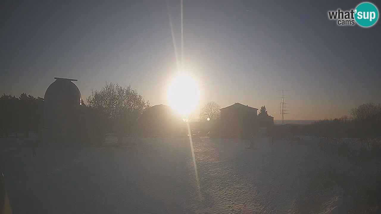 Višnjan Observatory Live Webcam – Explore the Sky, Asteroids, Comets, and Meteoroids