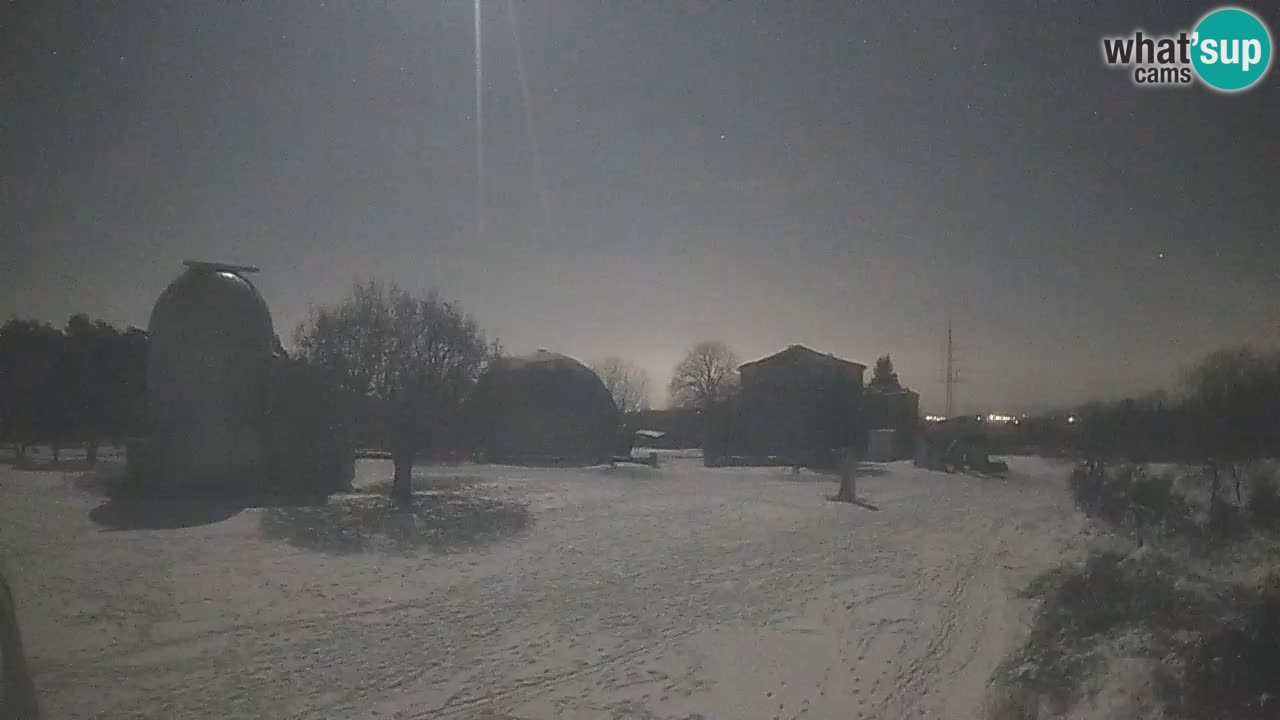 Cámara web en vivo del Observatorio de Višnjan: explora el cielo, los asteroides, cometas y meteoroides