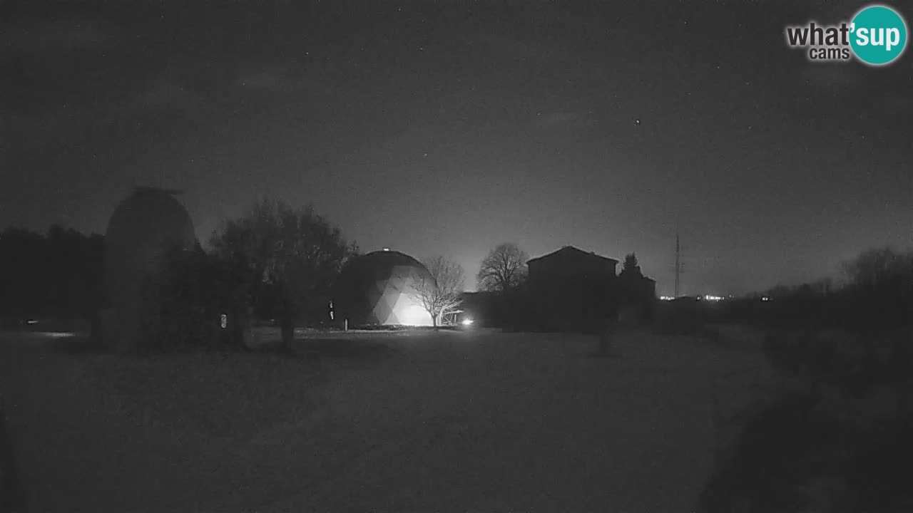 Višnjan Observatory Live Webcam – Explore the Sky, Asteroids, Comets, and Meteoroids