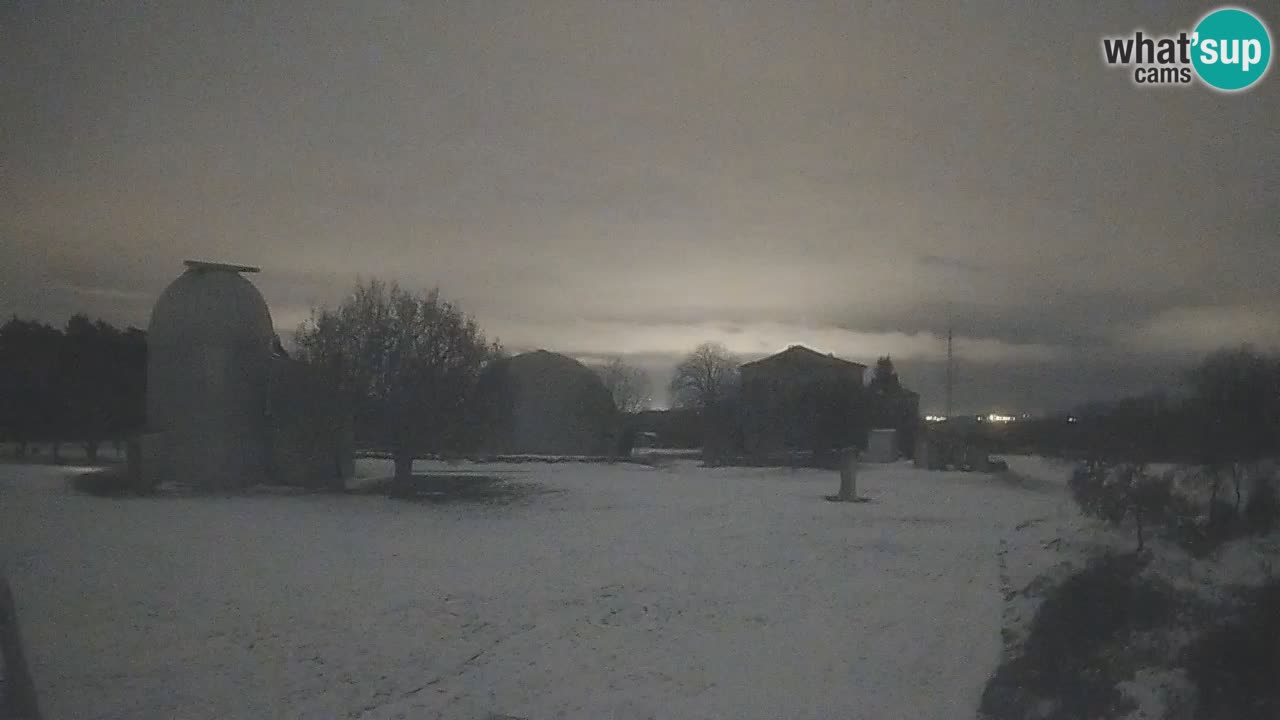 Višnjan Observatory Live Webcam – Explore the Sky, Asteroids, Comets, and Meteoroids