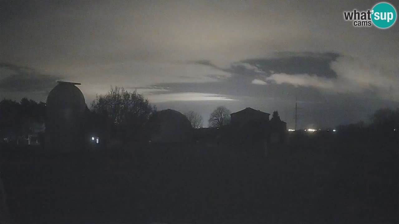 Observatorij Višnjan spletna kamera – Odkrivajte nebo, asteroide, komete in meteorite