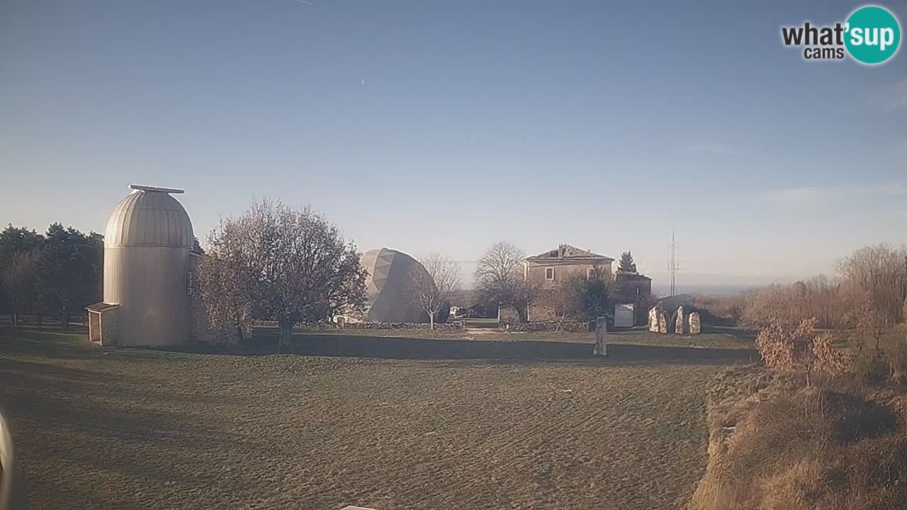 Cámara web en vivo del Observatorio de Višnjan: explora el cielo, los asteroides, cometas y meteoroides