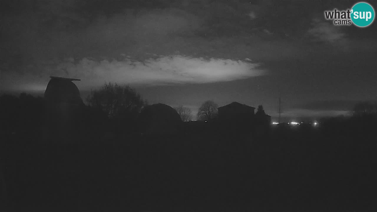 Višnjan Observatory Live Webcam – Explore the Sky, Asteroids, Comets, and Meteoroids