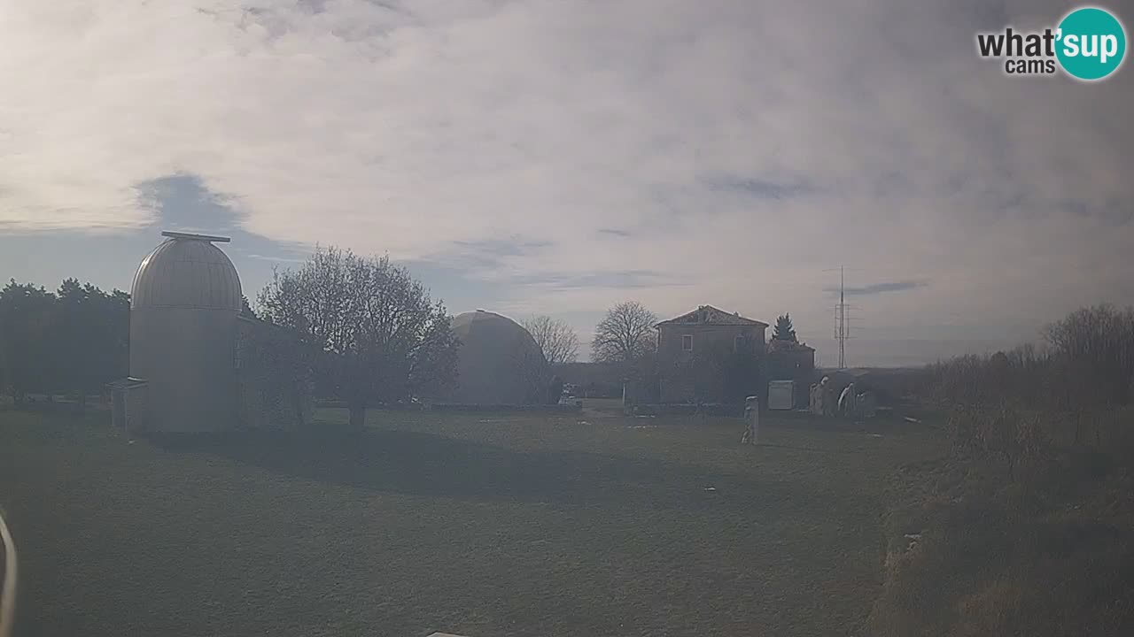 Observatorij Višnjan spletna kamera – Odkrivajte nebo, asteroide, komete in meteorite