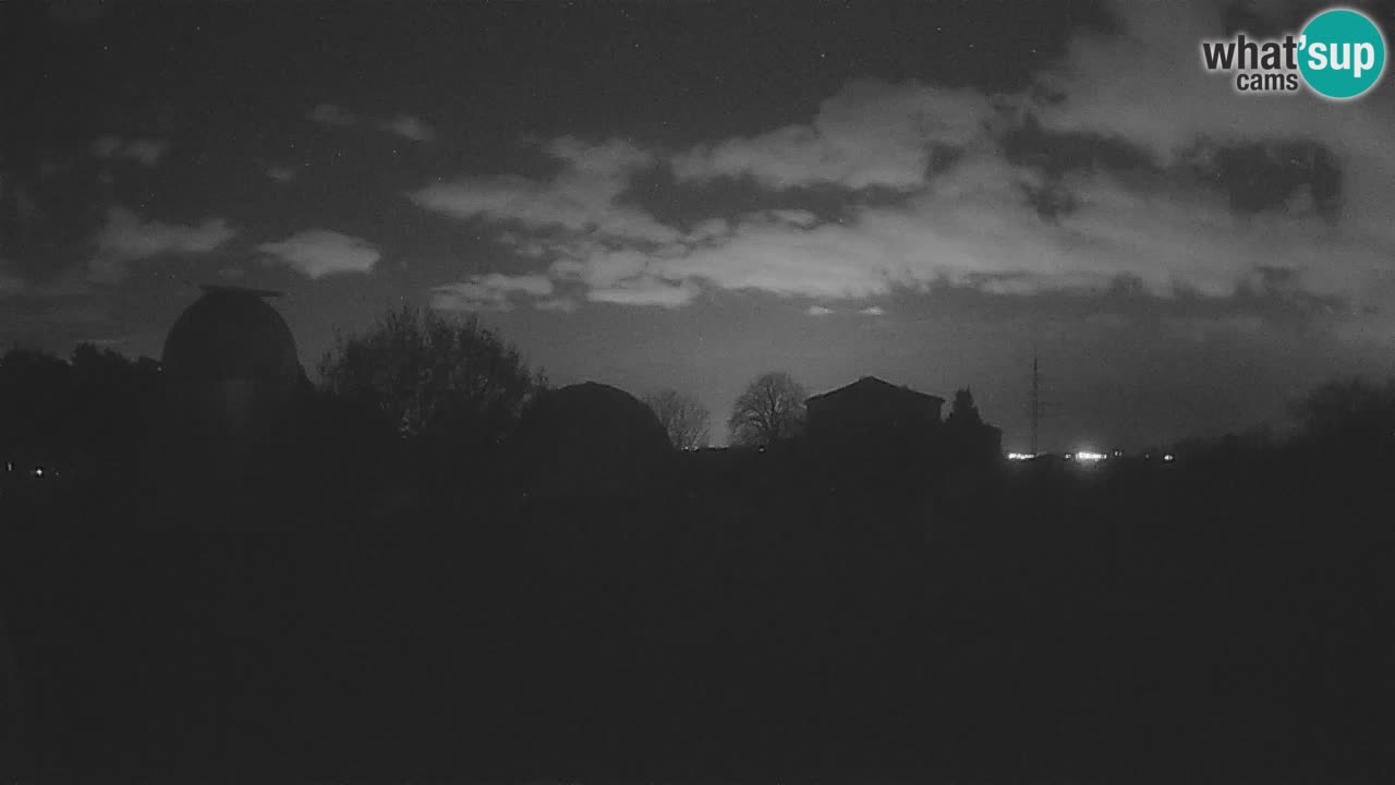 Observatorij Višnjan spletna kamera – Odkrivajte nebo, asteroide, komete in meteorite