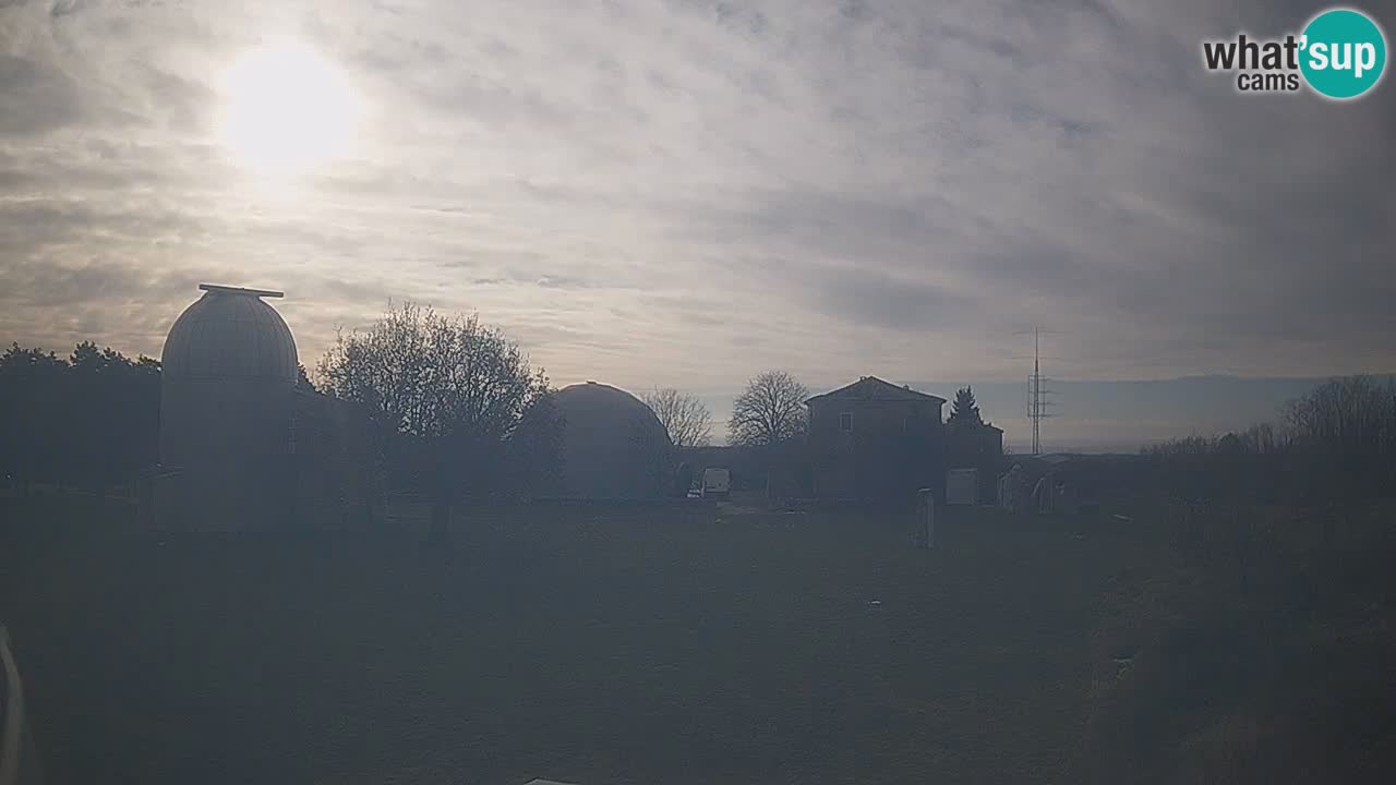 Višnjan Observatory Live Webcam – Explore the Sky, Asteroids, Comets, and Meteoroids