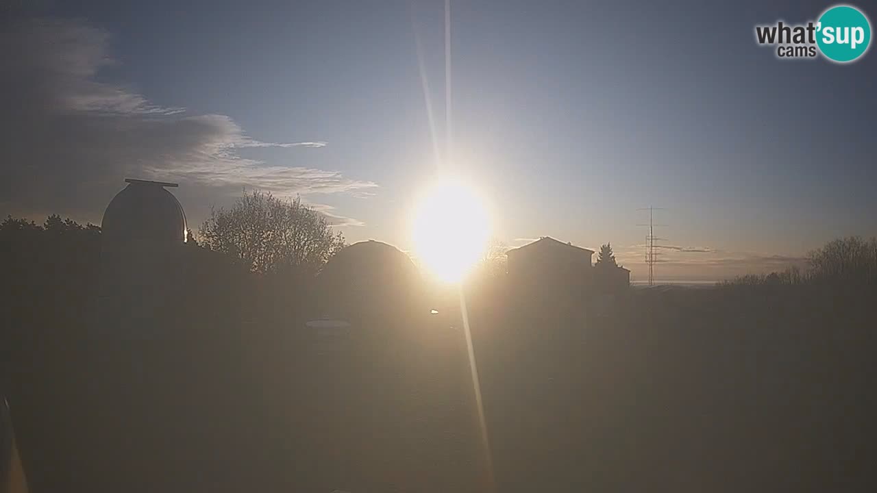 Observatorij Višnjan spletna kamera – Odkrivajte nebo, asteroide, komete in meteorite