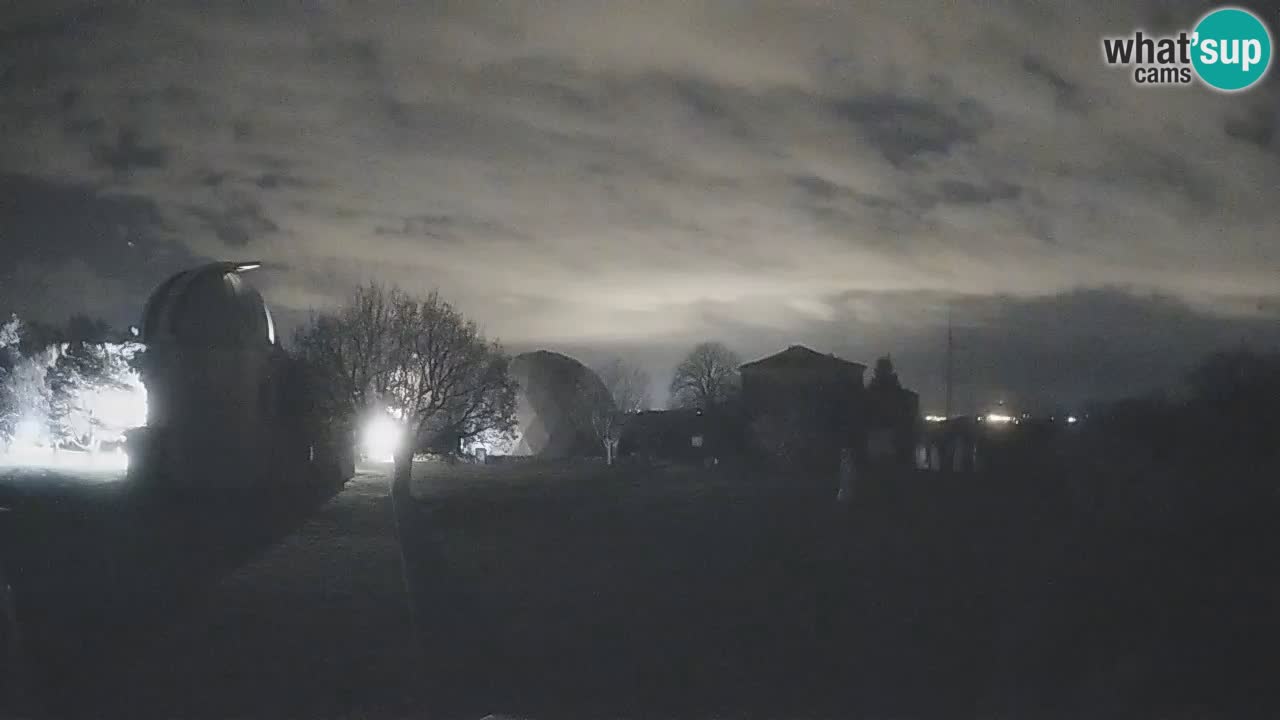 Višnjan Observatory Live Webcam – Explore the Sky, Asteroids, Comets, and Meteoroids