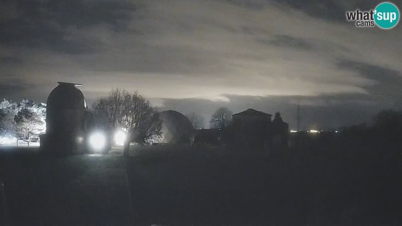 Višnjan Observatory Live Webcam – Explore the Sky, Asteroids, Comets, and Meteoroids