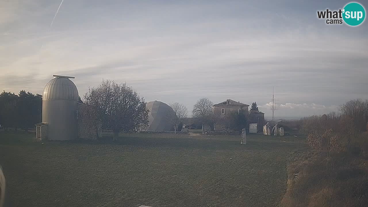 Višnjan Observatory Live Webcam – Explore the Sky, Asteroids, Comets, and Meteoroids