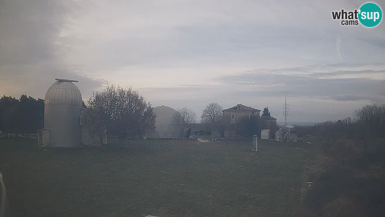 Višnjan Observatory Live Webcam – Explore the Sky, Asteroids, Comets, and Meteoroids