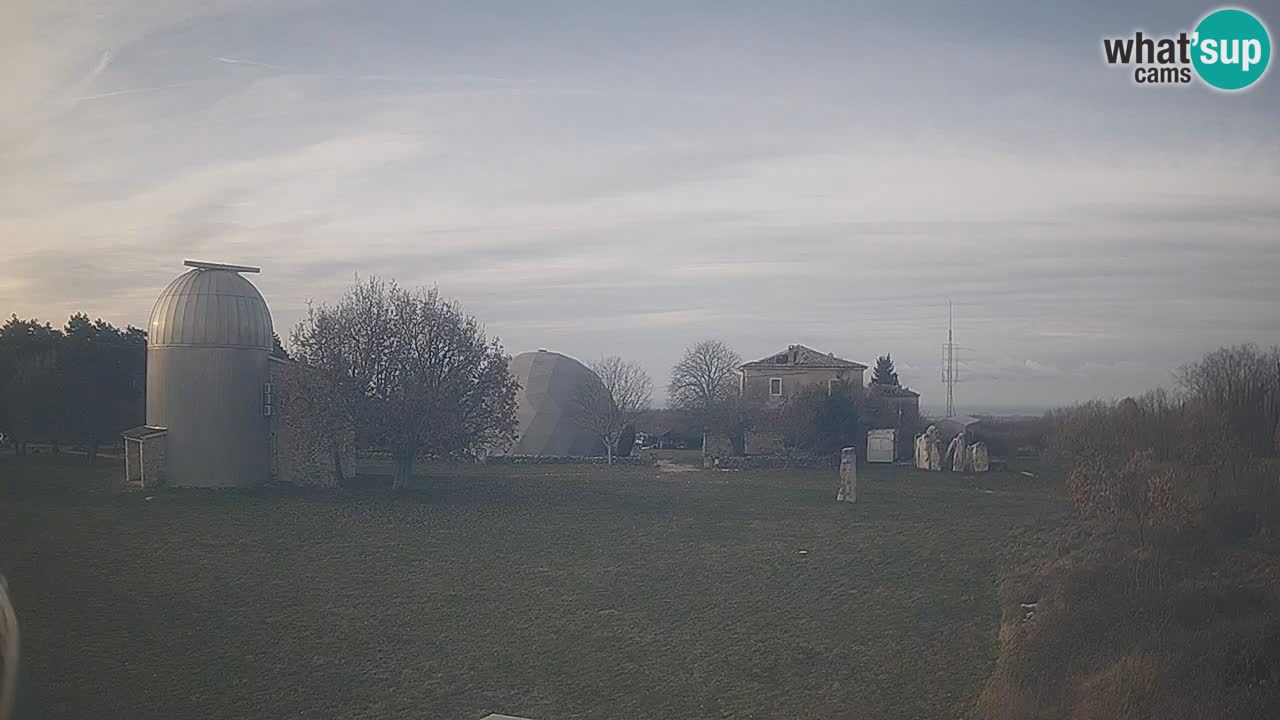 Višnjan Observatory Live Webcam – Explore the Sky, Asteroids, Comets, and Meteoroids