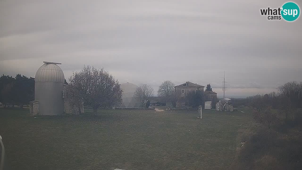 Višnjan Observatory Live Webcam – Explore the Sky, Asteroids, Comets, and Meteoroids