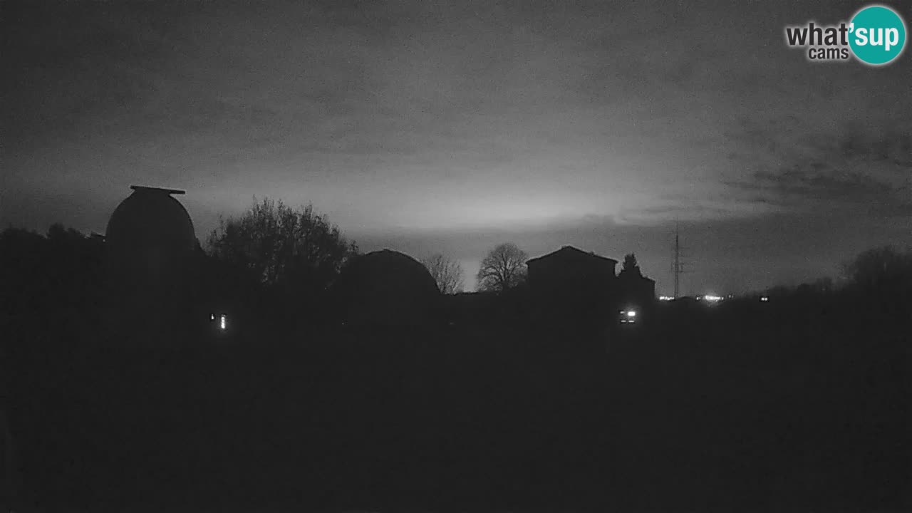 Observatorij Višnjan spletna kamera – Odkrivajte nebo, asteroide, komete in meteorite