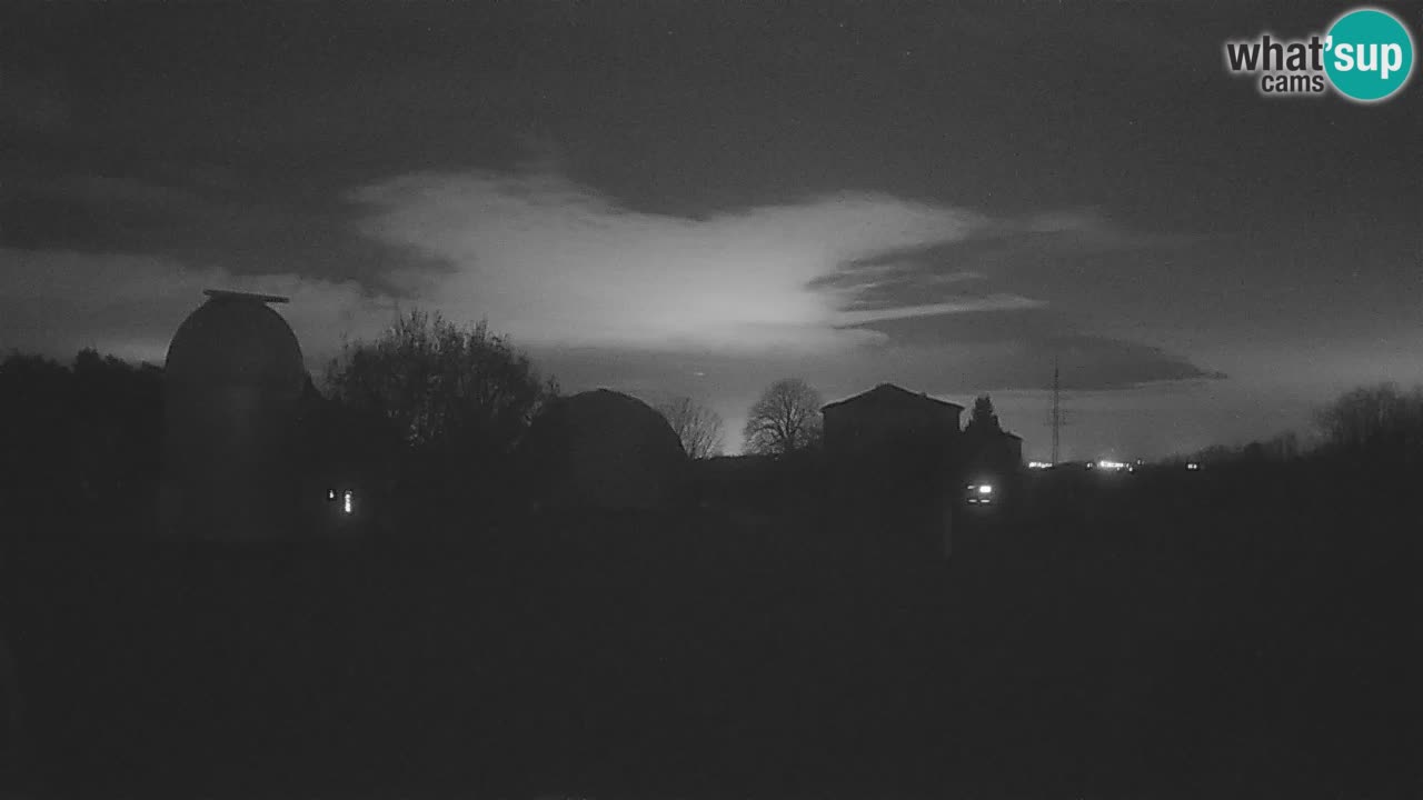 Cámara web en vivo del Observatorio de Višnjan: explora el cielo, los asteroides, cometas y meteoroides