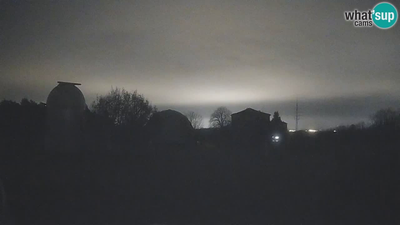 Višnjan-Observatorium Live Webcam – Explore the Sky, Asteroids, Comets, and Meteoroids