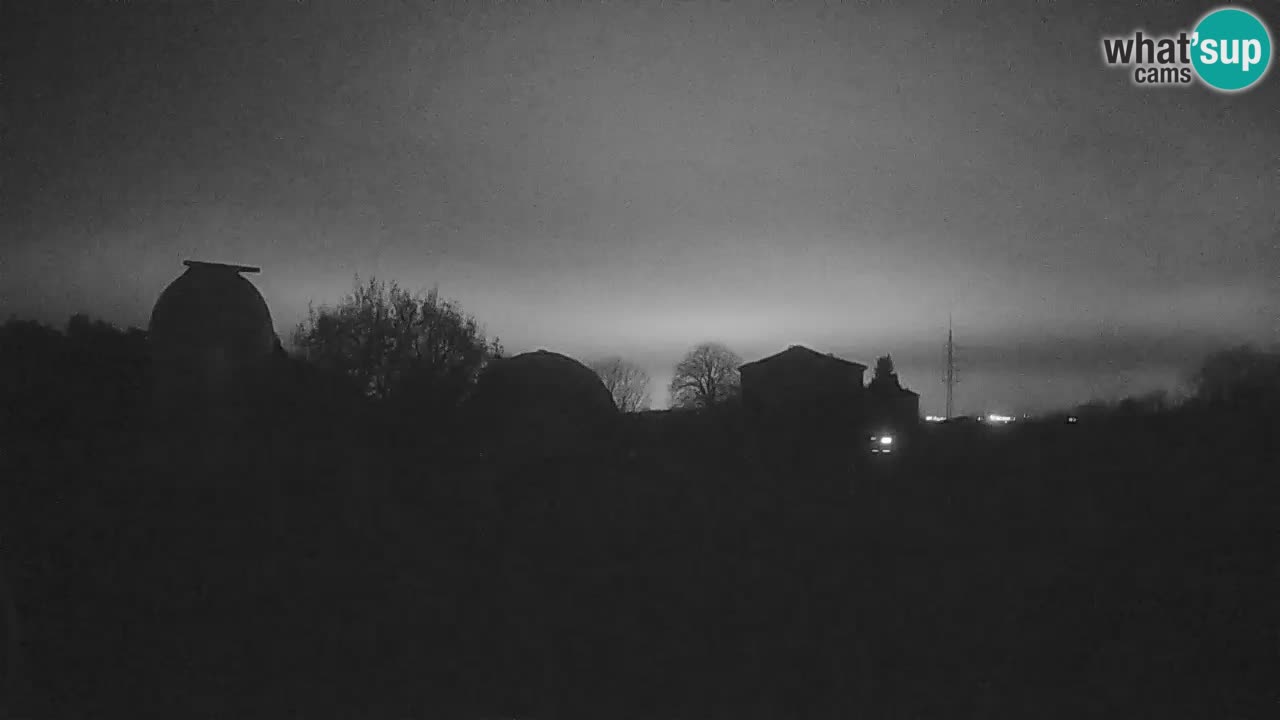 Višnjan Observatory Live Webcam – Explore the Sky, Asteroids, Comets, and Meteoroids