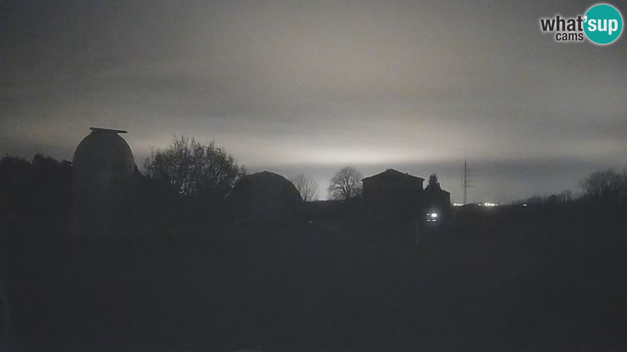Observatorij Višnjan spletna kamera – Odkrivajte nebo, asteroide, komete in meteorite