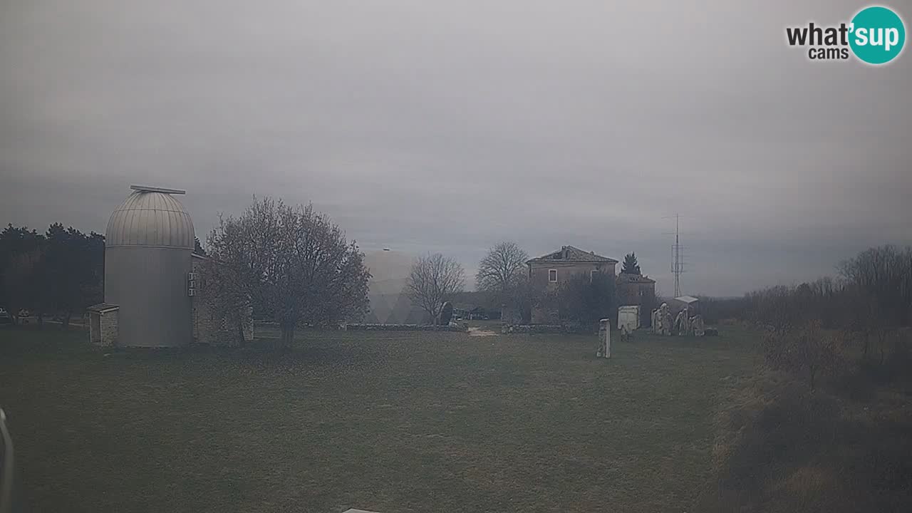 Observatorij Višnjan spletna kamera – Odkrivajte nebo, asteroide, komete in meteorite