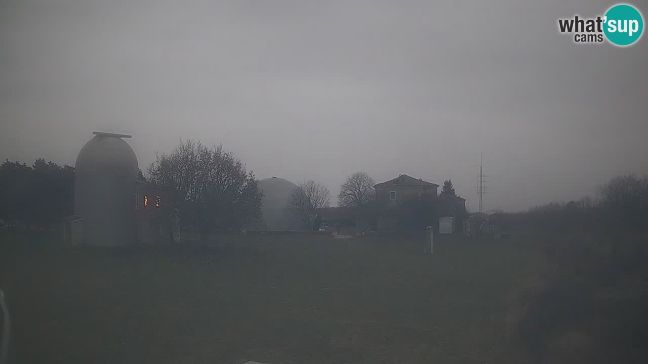 Observatorij Višnjan spletna kamera – Odkrivajte nebo, asteroide, komete in meteorite