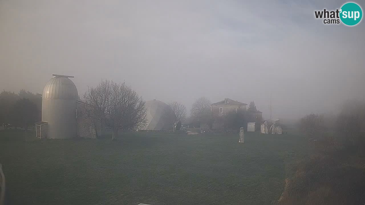 Višnjan Observatory Live Webcam – Explore the Sky, Asteroids, Comets, and Meteoroids