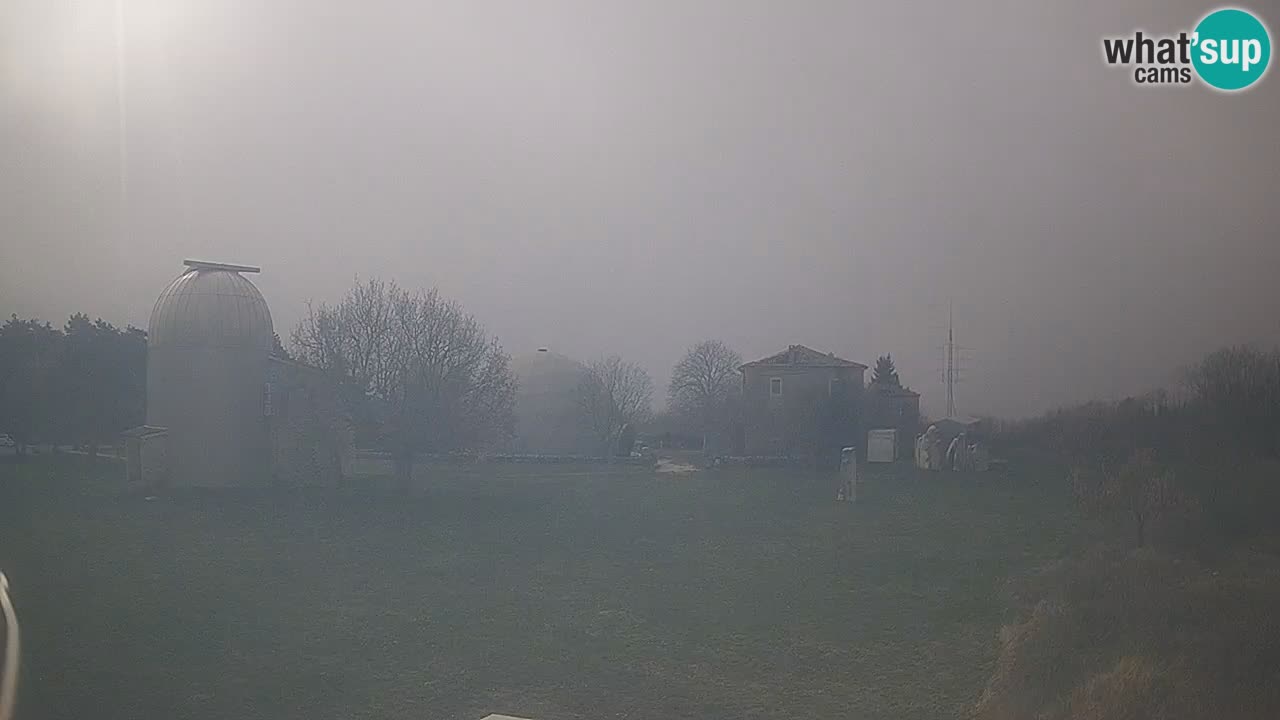 Observatorij Višnjan spletna kamera – Odkrivajte nebo, asteroide, komete in meteorite