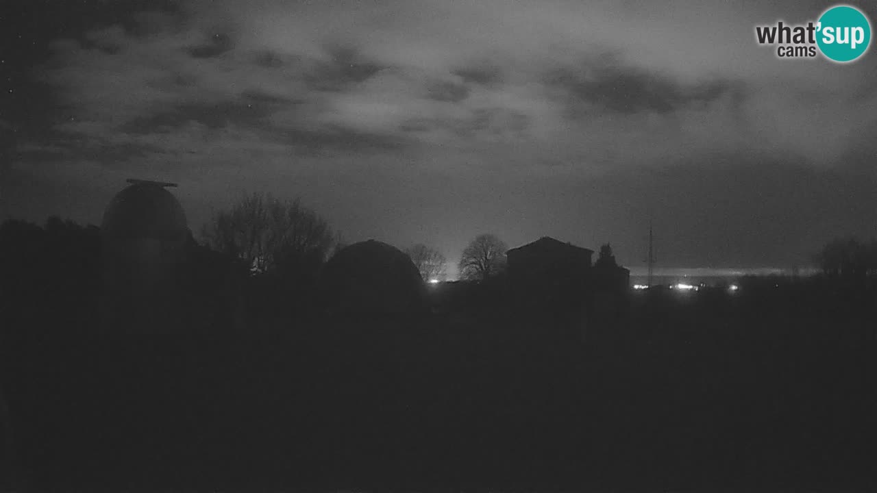 Webcam en direct de l’Observatoire de Višnjan – Explorez le ciel, les astéroïdes, les comètes et les météoroïdes