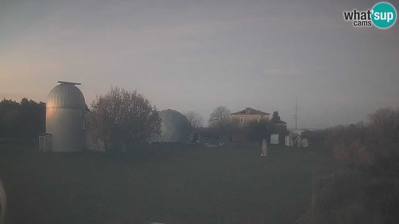 Višnjan Observatory Live Webcam – Explore the Sky, Asteroids, Comets, and Meteoroids