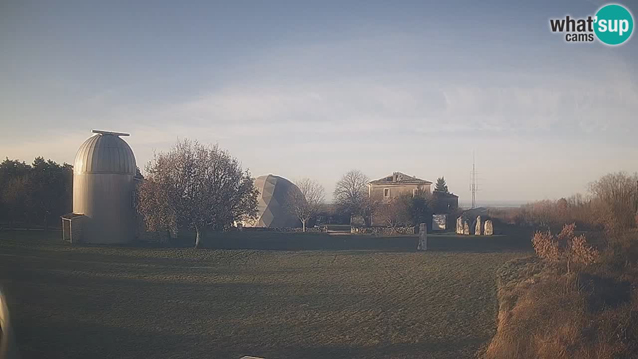 Višnjan Observatory Live Webcam – Explore the Sky, Asteroids, Comets, and Meteoroids