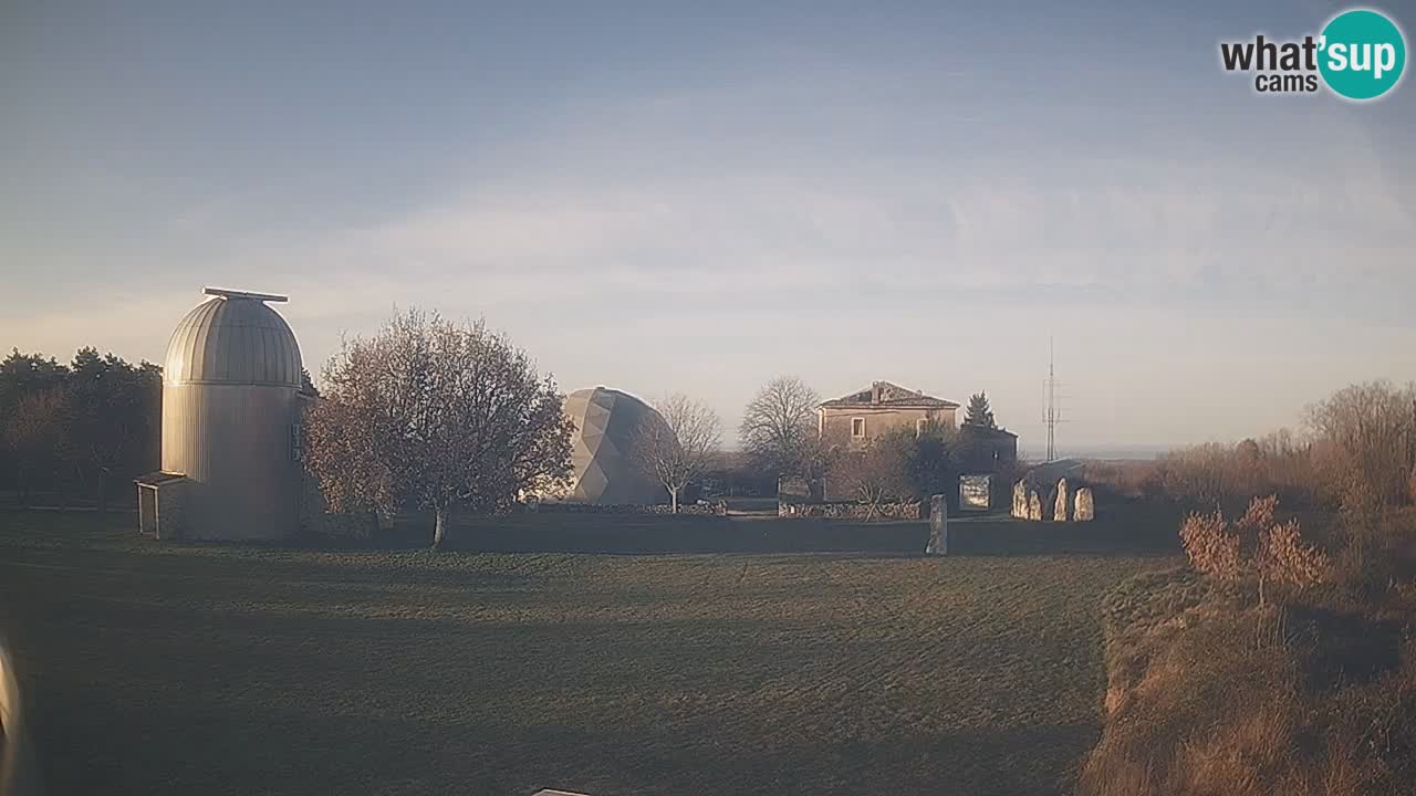 Višnjan Observatory Live Webcam – Explore the Sky, Asteroids, Comets, and Meteoroids