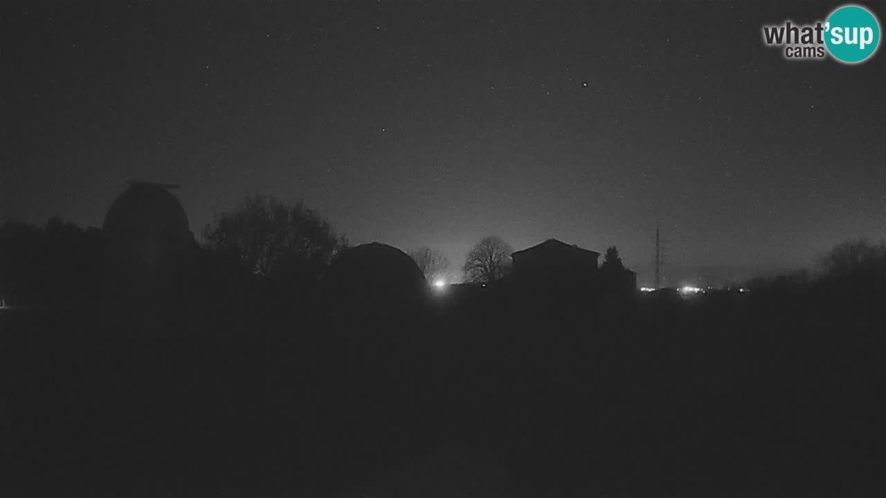 Observatorij Višnjan spletna kamera – Odkrivajte nebo, asteroide, komete in meteorite