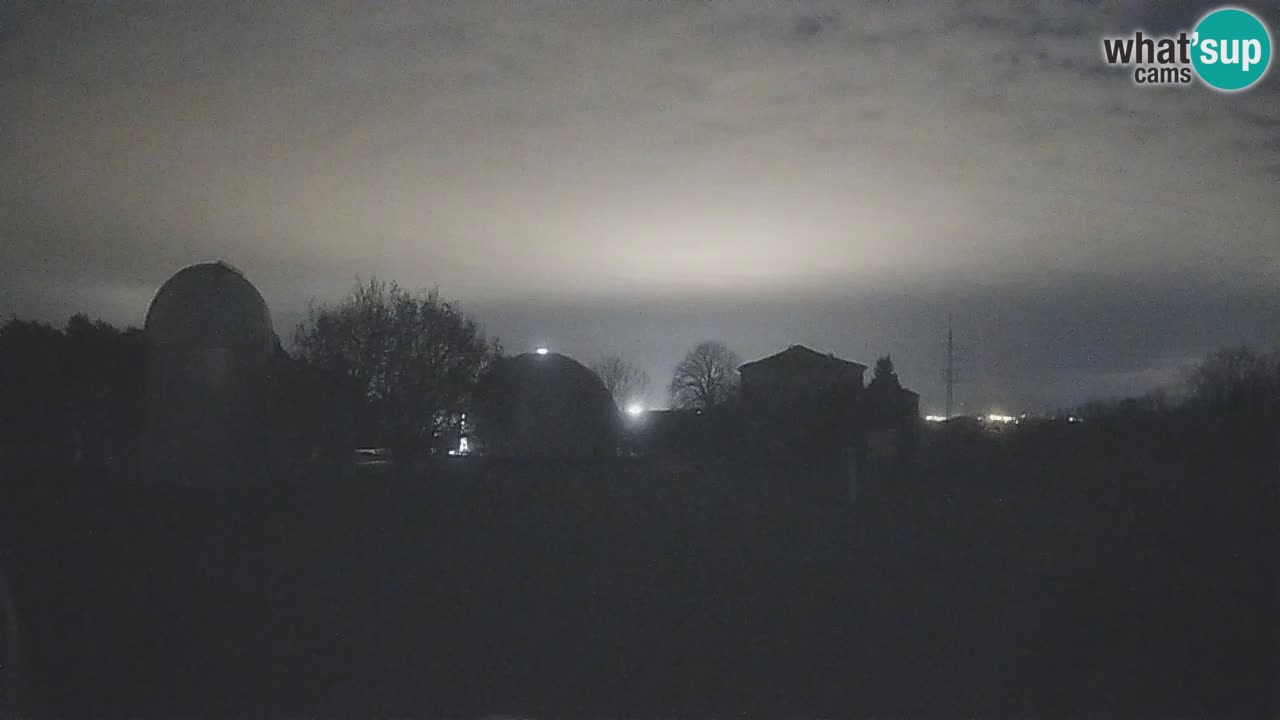 Višnjan-Observatorium Live Webcam – Explore the Sky, Asteroids, Comets, and Meteoroids