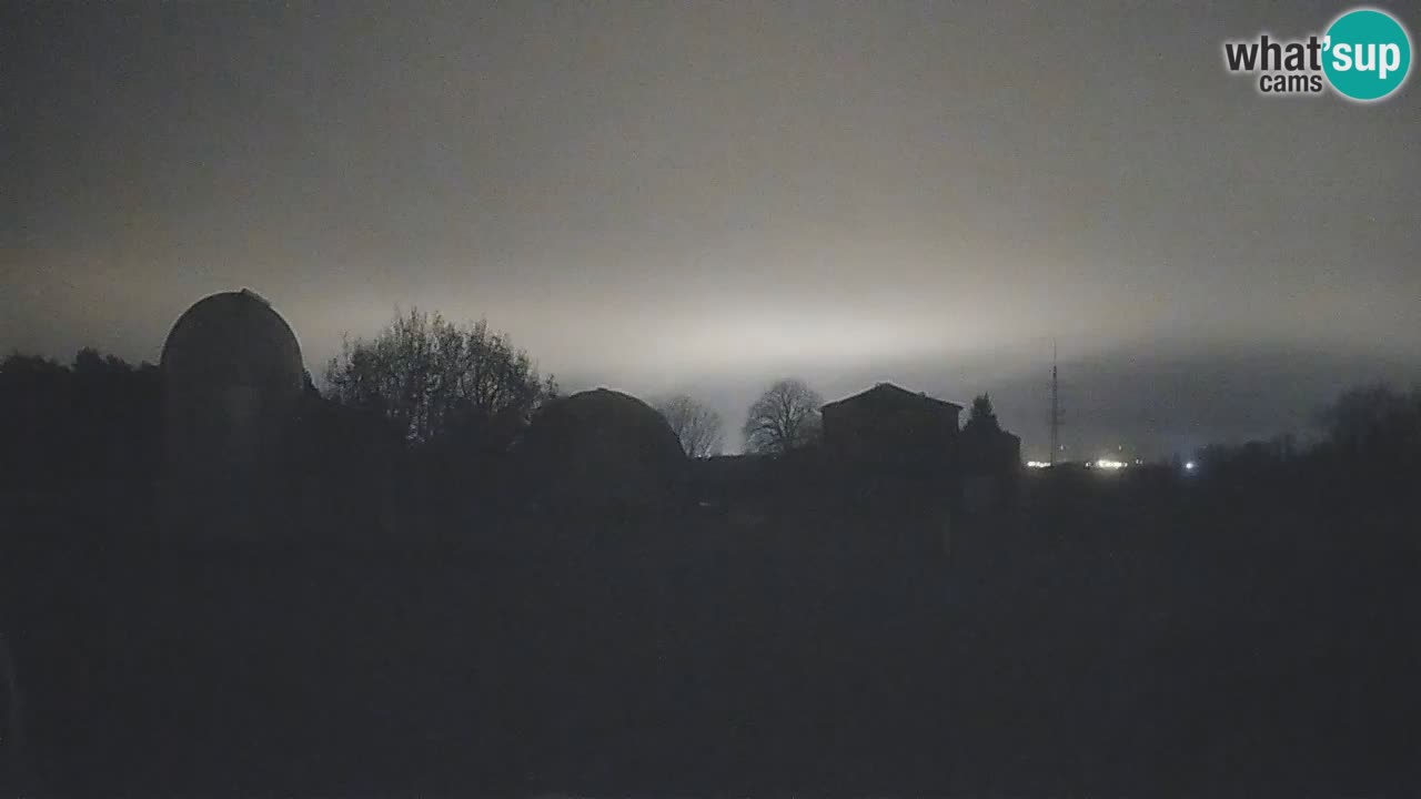 Observatorij Višnjan spletna kamera – Odkrivajte nebo, asteroide, komete in meteorite