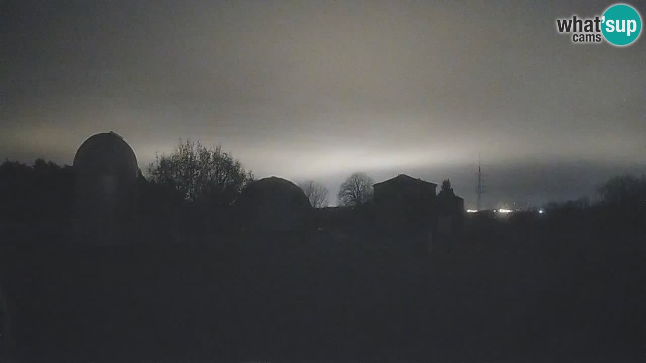 Cámara web en vivo del Observatorio de Višnjan: explora el cielo, los asteroides, cometas y meteoroides